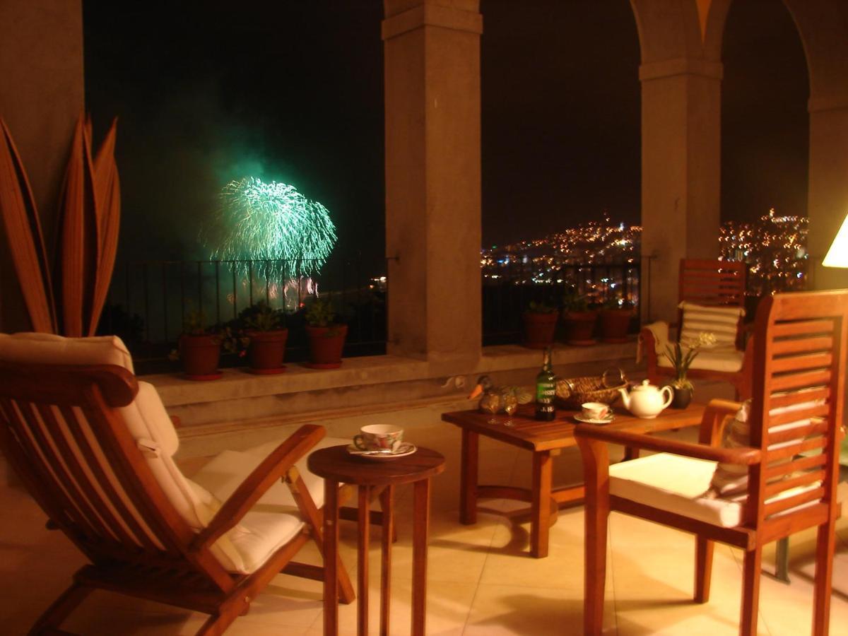 פונשל Private Pool Apt. With Great View מראה חיצוני תמונה