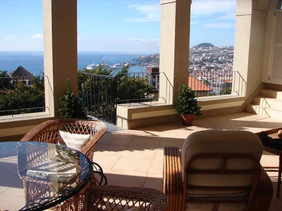 פונשל Private Pool Apt. With Great View מראה חיצוני תמונה