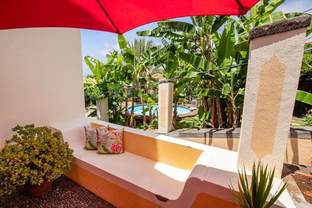 פונשל Private Pool Apt. With Great View מראה חיצוני תמונה